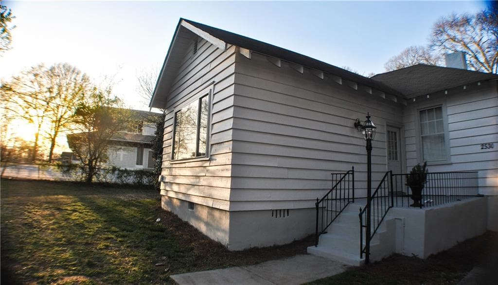 3 bedroom, 1,328 sq ft single family residence sold at 2530 Memorial Drive, Atlanta, GA 30317