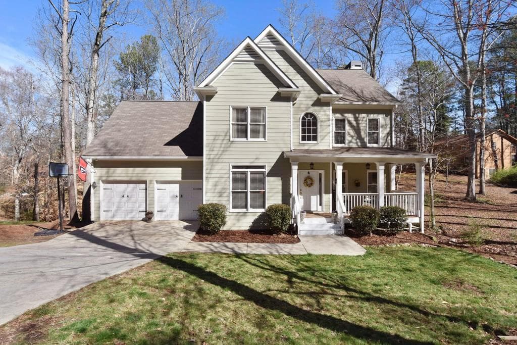 4380 Mabry Lane, Roswell, GA 30075 — most recent listing photo