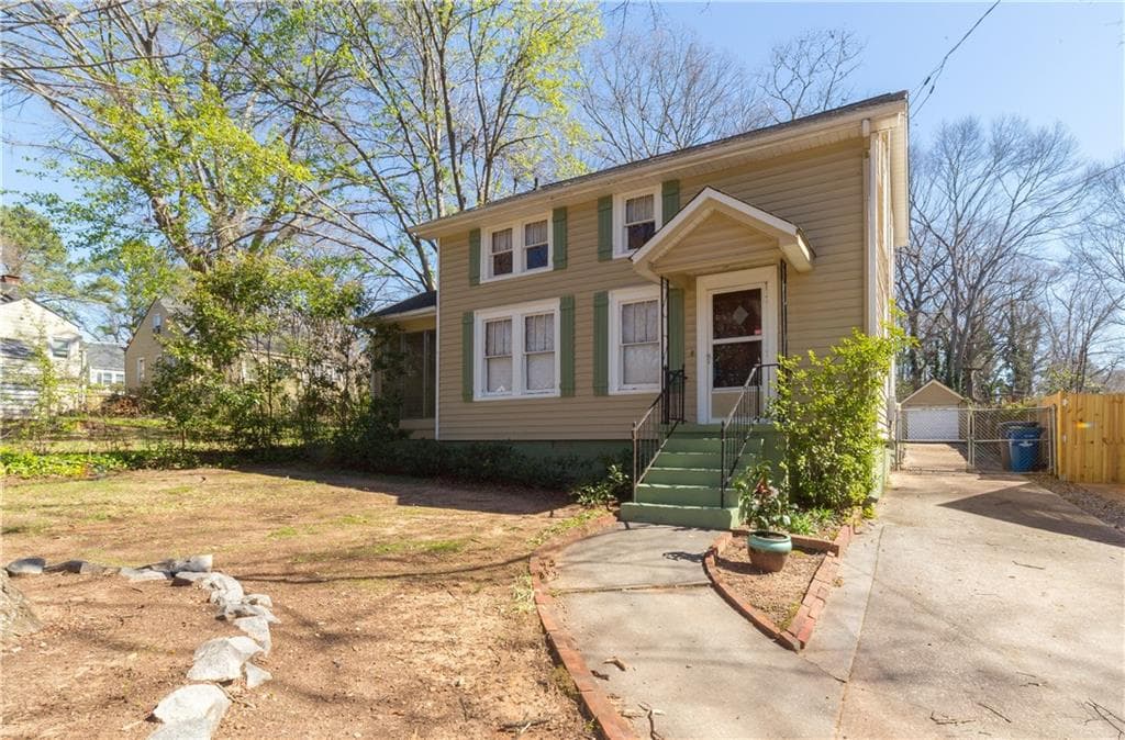 2 bedroom, 1,144 sq ft single family residence sold at 2506 Lumpkin Street, Atlanta, GA 30344