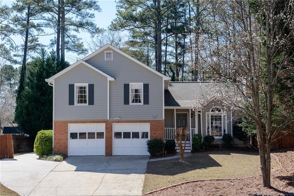 3920 Robin Court, Acworth, GA 30101 — most recent listing photo