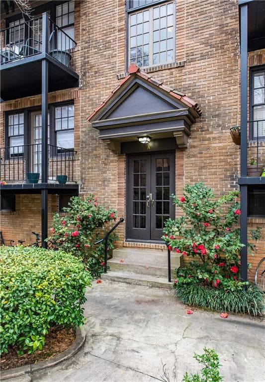 2 bedroom, 800 sq ft condominium sold at 677 Somerset Terrace A1, Atlanta, GA 30306