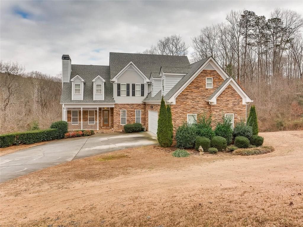 6 bedroom, 4,739 sq ft single family residence sold at 1522 Gracebrook Drive, Lawrenceville, GA 30045
