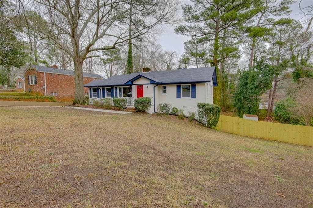 3 bedroom, 1,243 sq ft single family residence sold at 1232 Avonwood Circle, Atlanta, GA 30311