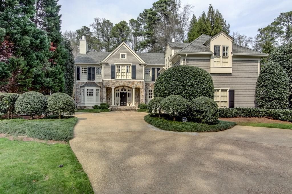 5 bedroom single family residence sold at 139 Blackland Road, Atlanta, GA 30342
