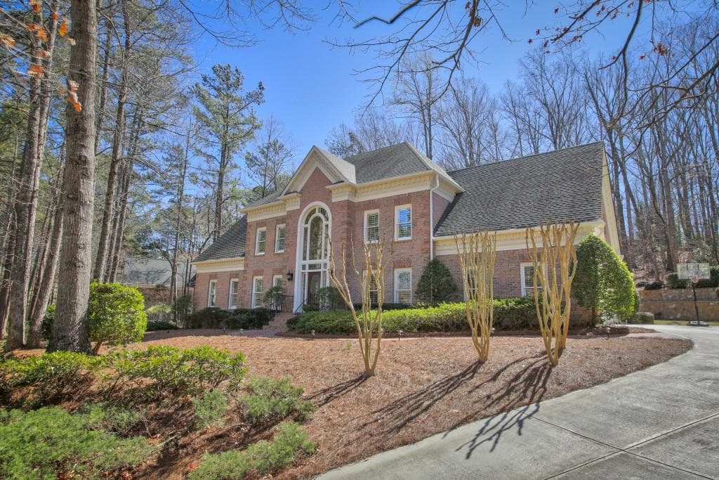 305 High Bridge Chase, Alpharetta, GA 30022 — most recent listing photo