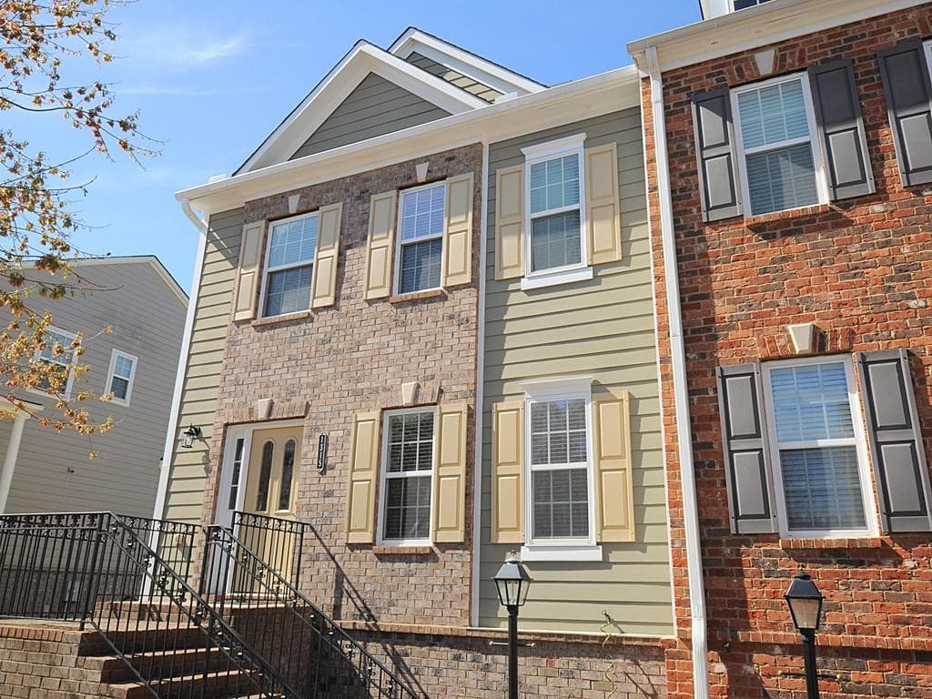 1315 Park Pass Way, Suwanee, GA 30024 — most recent listing photo