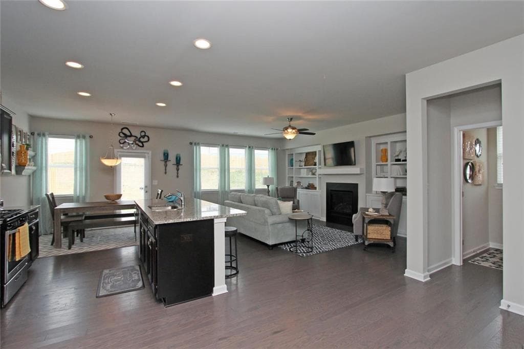 3 bedroom, 1,843 sq ft townhouse sold at 5475 Cascade Run, Atlanta, GA 30336