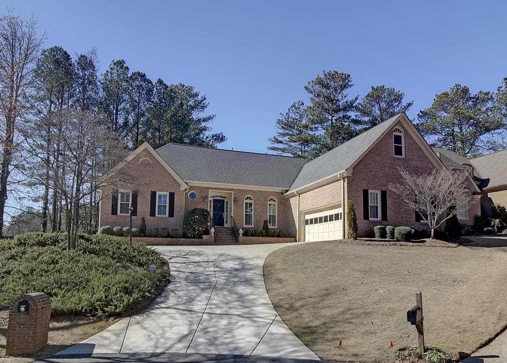 3 bedroom, 3,286 sq ft single family residence sold at 4501 Woodhaven, Marietta, GA 30067