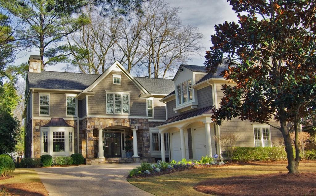 6 bedroom, 8,060 sq ft single family residence sold at 1675 Wildwood Road, Atlanta, GA 30306