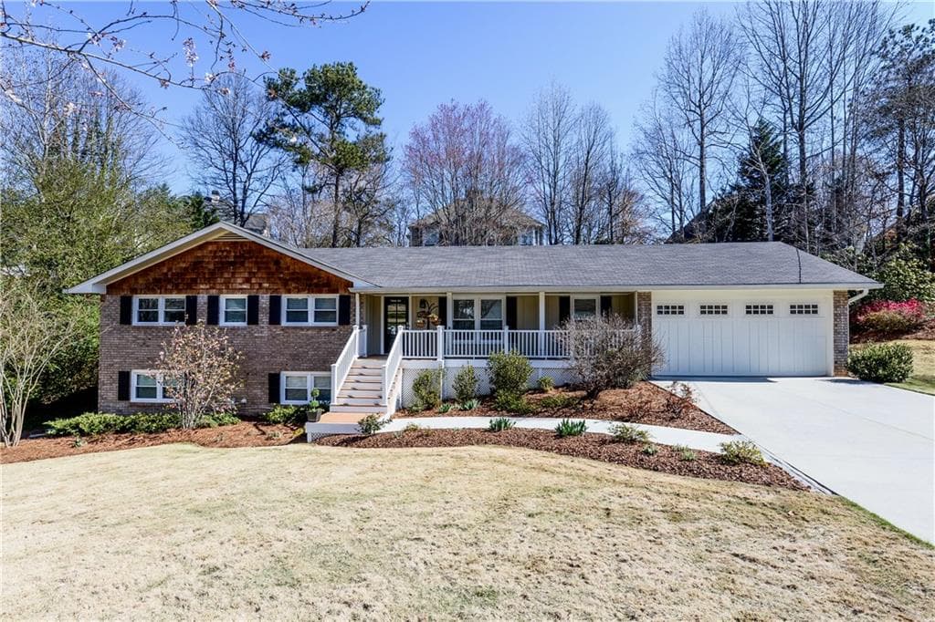 2515 Kingsland Court, Dunwoody, GA 30360 — most recent listing photo