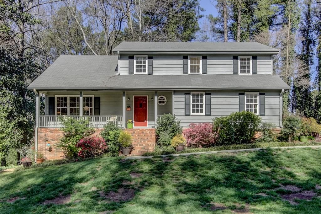 5 bedroom, 2,312 sq ft single family residence sold at 1477 Brawley Circle, Brookhaven, GA 30319