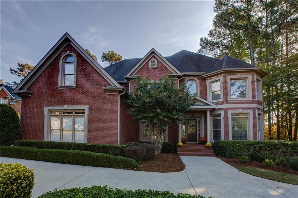 5510 Stoneleigh Drive, Suwanee, GA 30024 — most recent listing photo