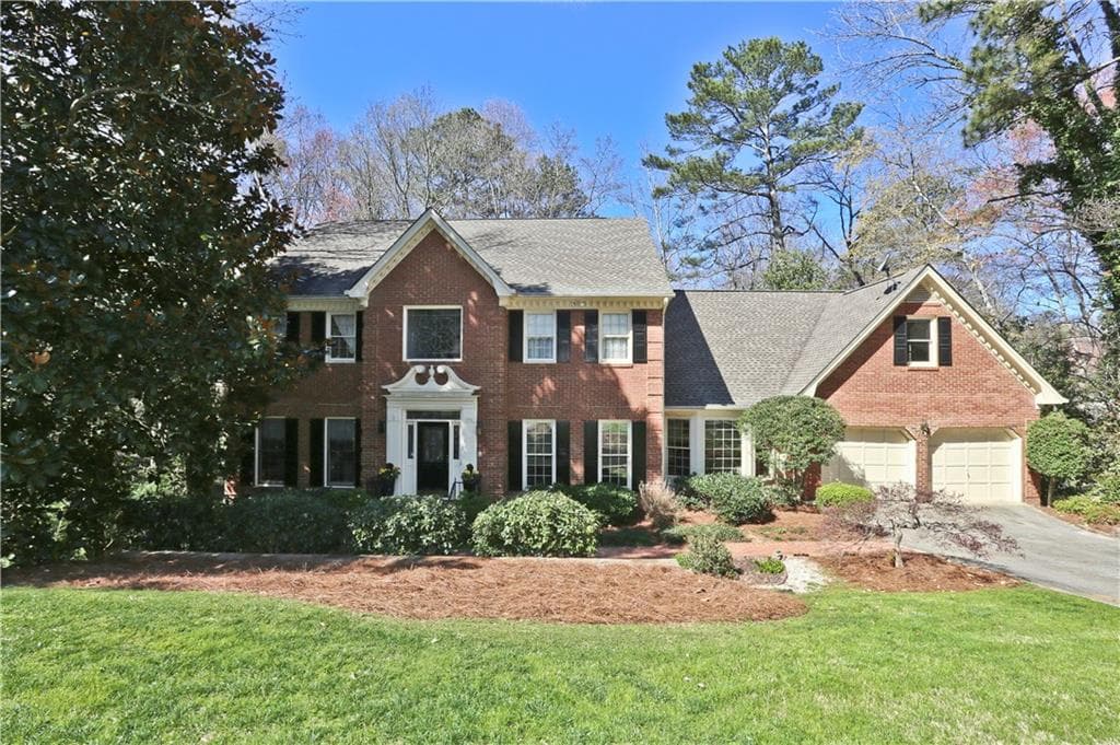 6 bedroom, 4,338 sq ft single family residence sold at 1085 Riverside Trace, Atlanta, GA 30328