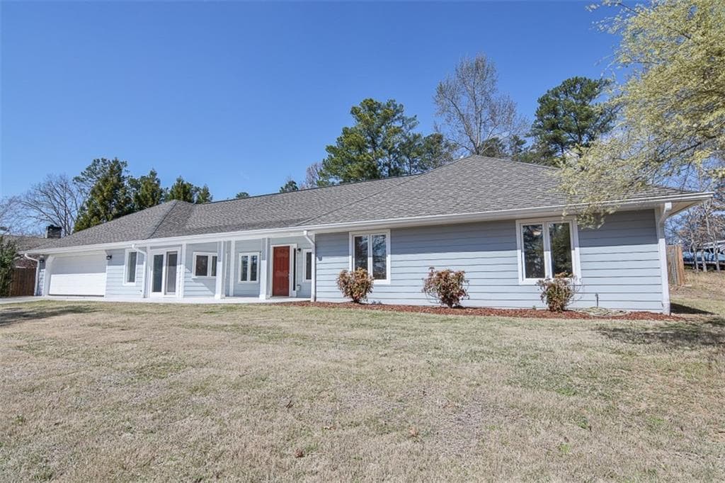 5 bedroom, 3,243 sq ft single family residence sold at 8250 Dogwood Trail, Cumming, GA 30041