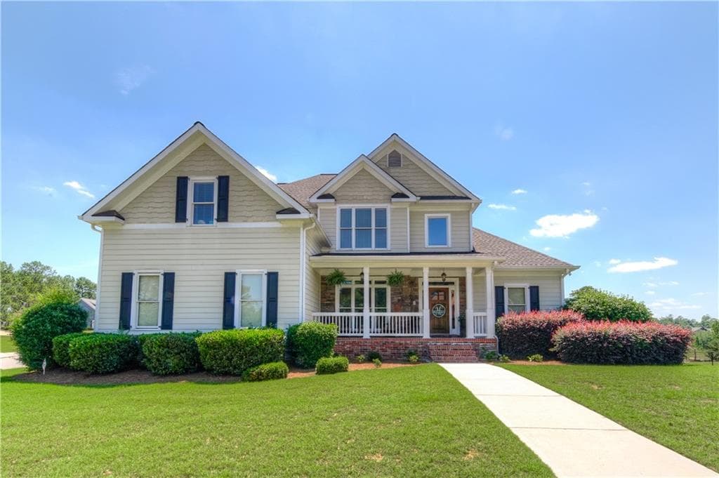 1005 Silver Thorne Drive, Loganville, GA 30052 — most recent listing photo