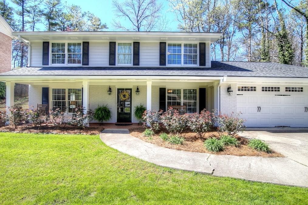 4 bedroom, 2,400 sq ft single family residence sold at 3809 Northlake Creek Drive, Tucker, GA 30084