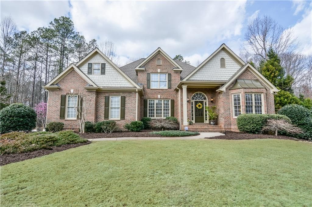 4 bedroom, 3,636 sq ft single family residence sold at 144 Laurel Ridge Drive, Alpharetta, GA 30004