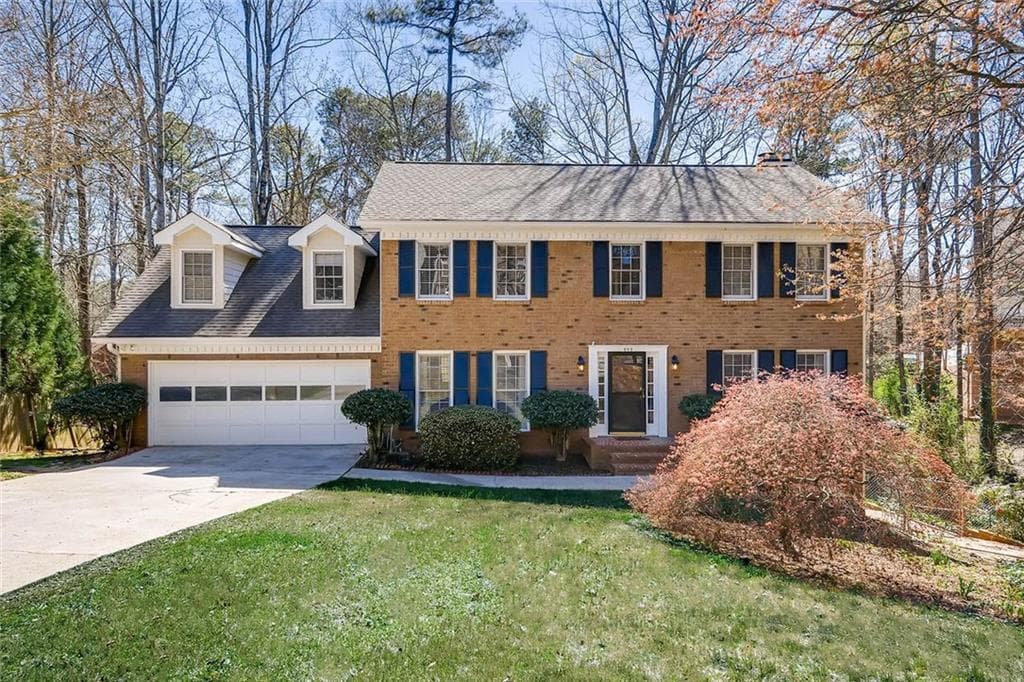 555 Tahoma Drive, Sandy Springs, GA 30350 — most recent listing photo
