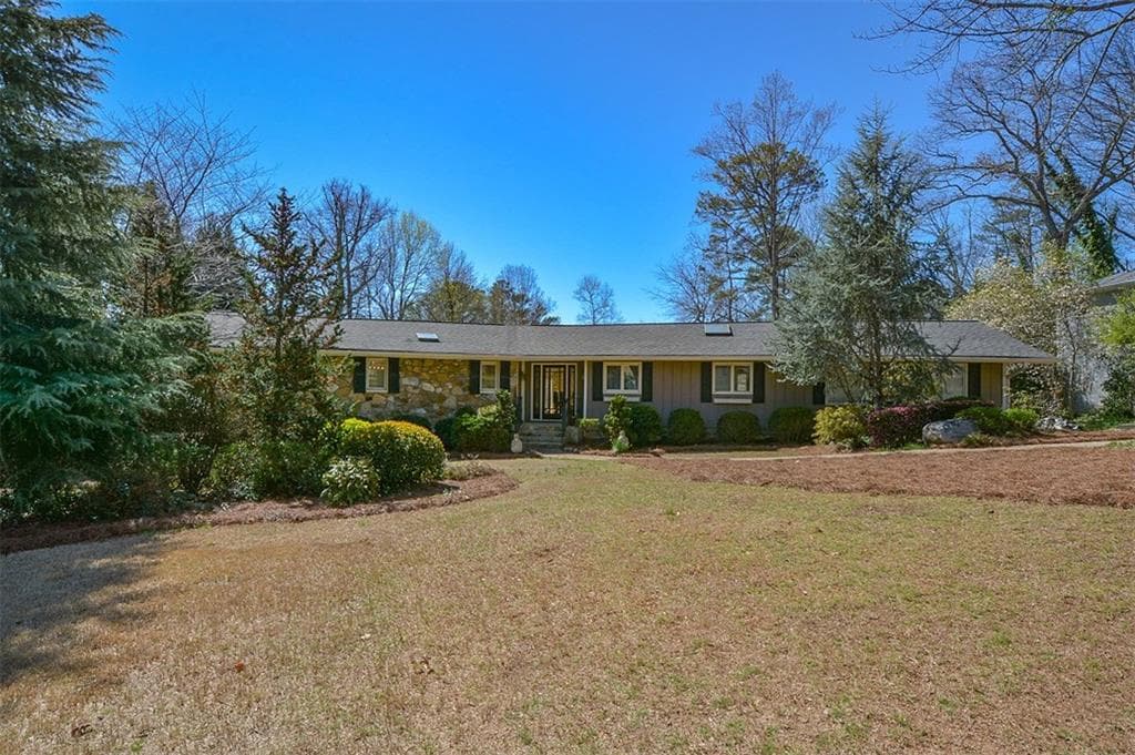 5628 Trowbridge Drive, Dunwoody, GA 30338 — most recent listing photo