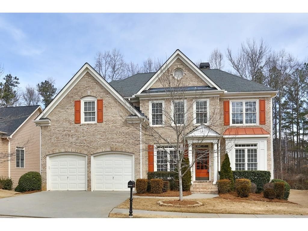 6 bedroom, 4,163 sq ft single family residence sold at 12481 Huntington Trace Lane, Alpharetta, GA 30005