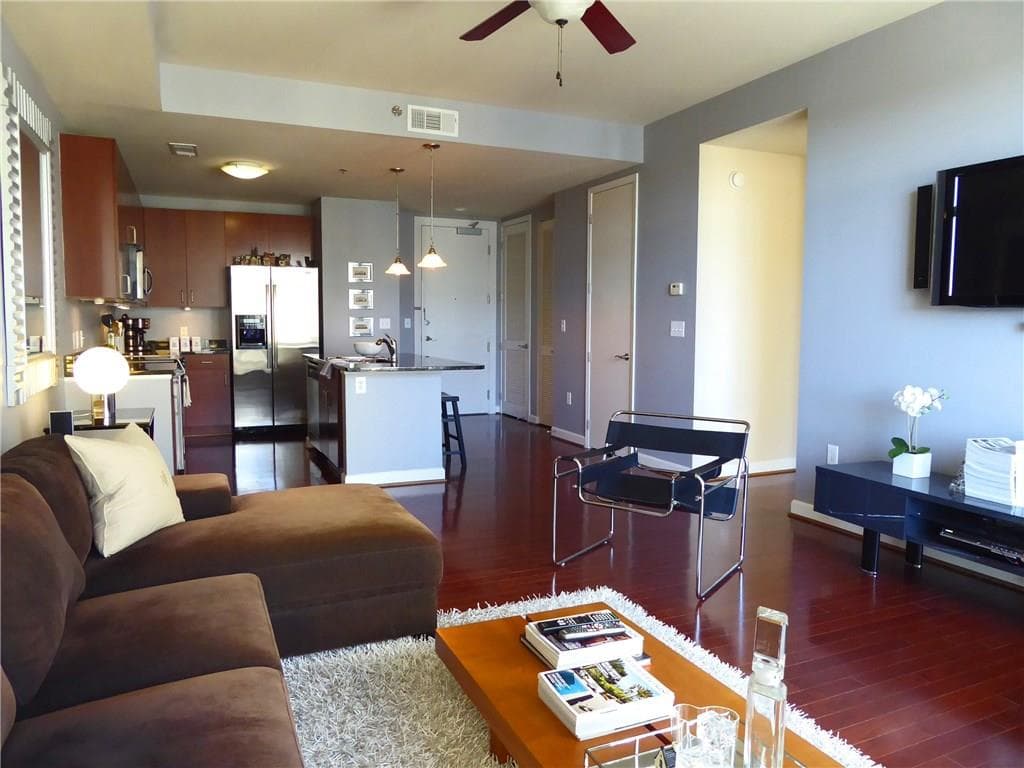 1 bedroom, 901 sq ft condominium sold at 711 Cosmopolitan Drive 702, Atlanta, GA 30324