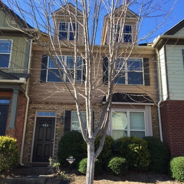 3 bedroom, 1,569 sq ft townhouse sold at 602 Sweet Bay Ridge 602, Woodstock, GA 30188