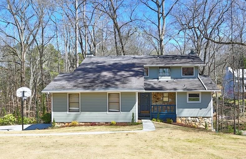 3 bedroom, 2,558 sq ft single family residence sold at 162 Nouveau Court, Lilburn, GA 30047