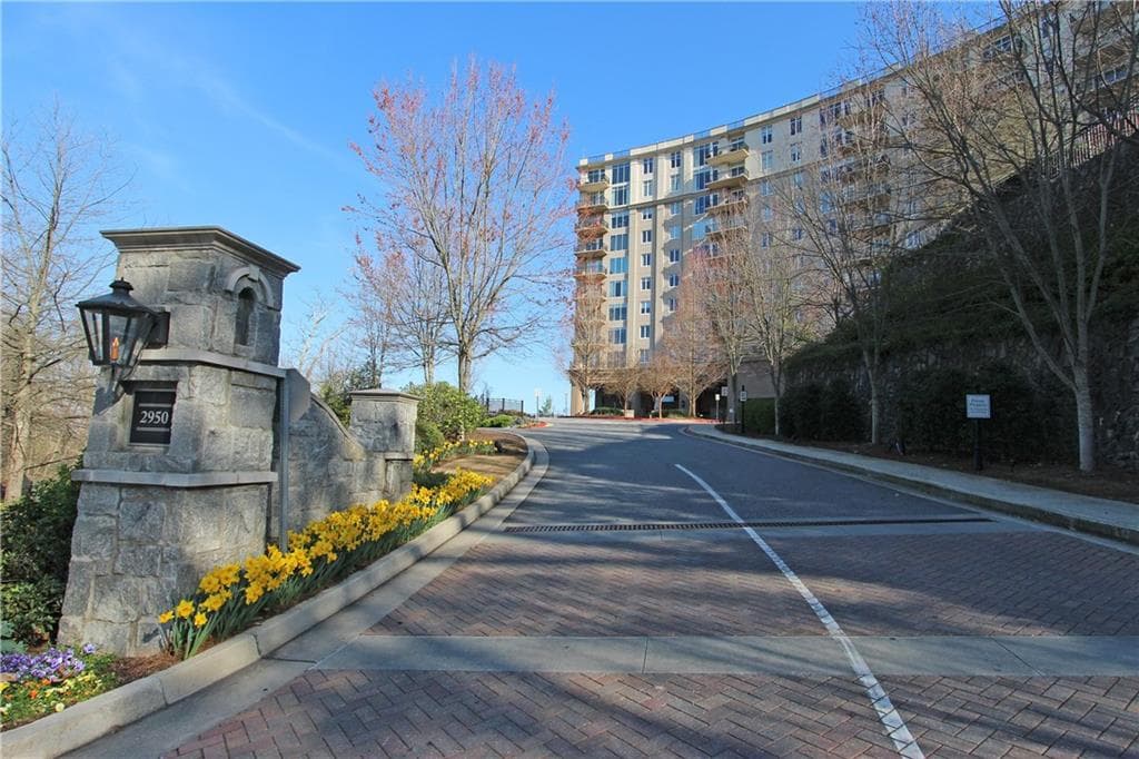 2950 Mount Wilkinson Parkway 1010, Atlanta, GA 30339 — most recent listing photo
