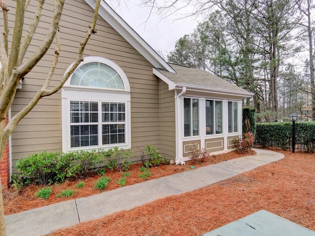 160 Vintage Club Circle 34, Marietta, GA 30066 — most recent listing photo