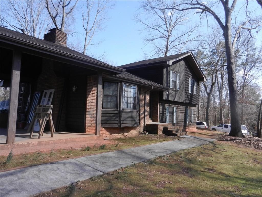 2918 Pebble Lane, Snellville, GA 30078 — most recent listing photo
