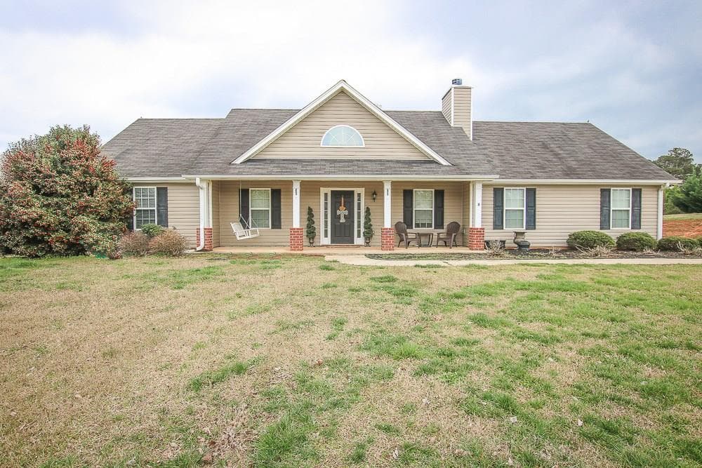 132 Kensington Court, Mount Airy, GA 30563 — most recent listing photo