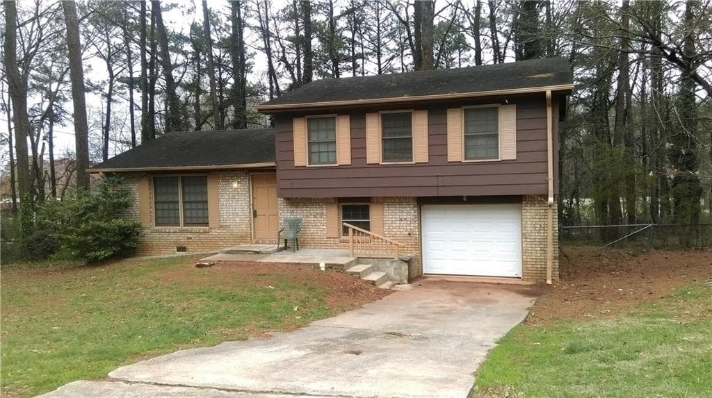 2655 McGlynn Drive, Decatur, GA 30034 — most recent listing photo