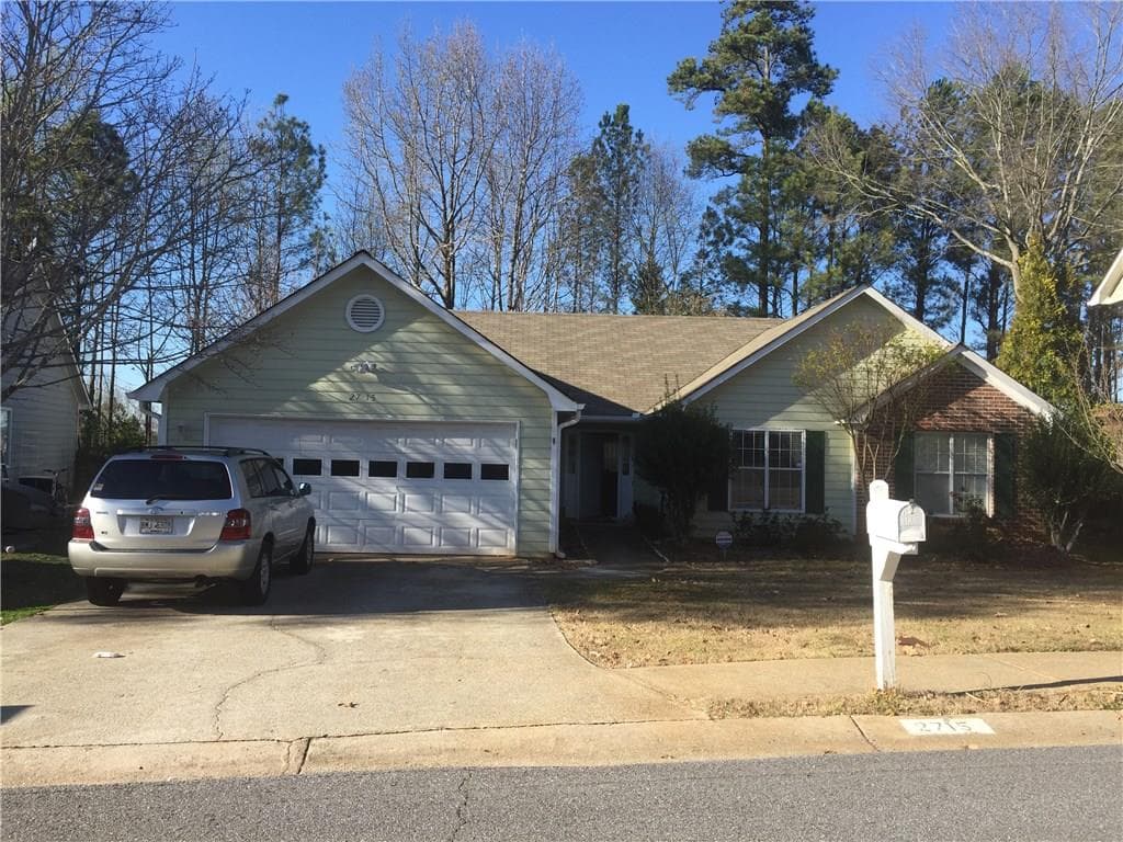 3 bedroom, 1,512 sq ft single family residence sold at 2715 Waterford Park Drive, Lawrenceville, GA 30044