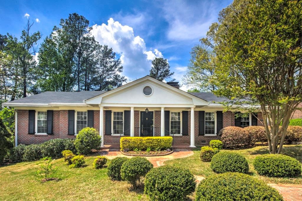 3 bedroom, 1,926 sq ft single family residence sold at 2178 Fisher Trail, Atlanta, GA 30345