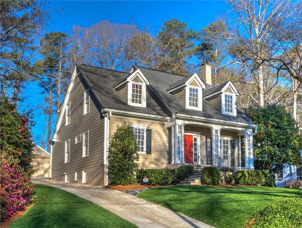 4 bedroom, 2,682 sq ft single family residence sold at 4062 N Ivy Road, Atlanta, GA 30342