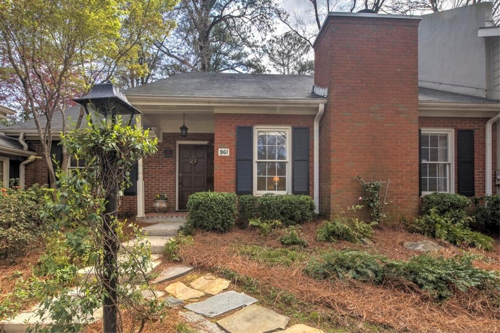 961 Moores Mill Road, Atlanta, GA 30327 — most recent listing photo
