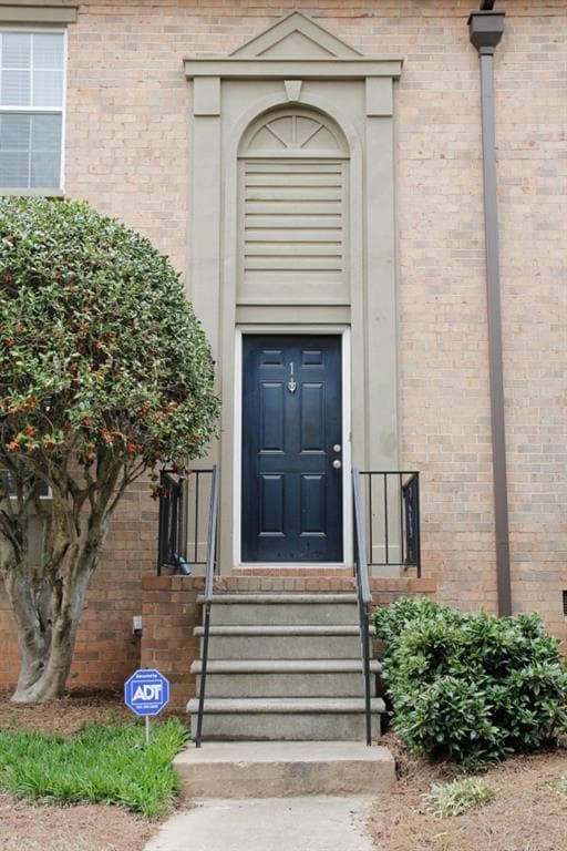 3 bedroom, 1,632 sq ft townhouse sold at 6980 Roswell Road O1, Sandy Springs, GA 30328