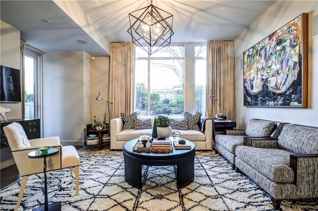 2 bedroom, 1,180 sq ft condominium sold at 1820 Peachtree Street 311, Atlanta, GA 30309