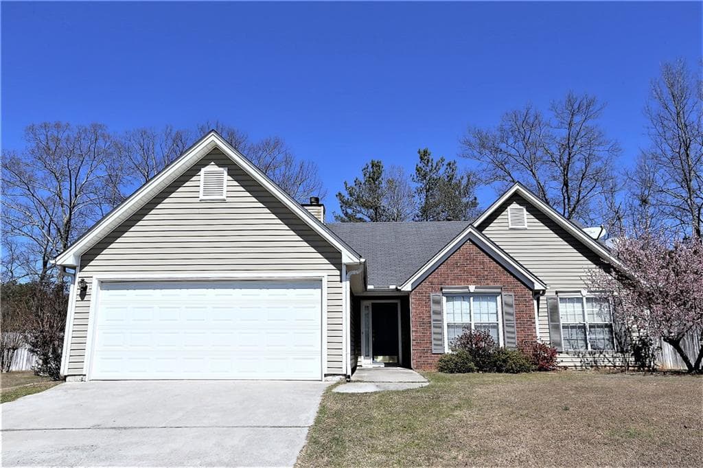3 bedroom, 1,680 sq ft single family residence sold at 3360 HAMPTON TRACE Court, Buford, GA 30519