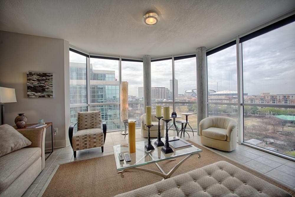2 bedroom, 1,707 sq ft condominium sold at 285 Centennial Olympic Park Drive 1401, Atlanta, GA 30313