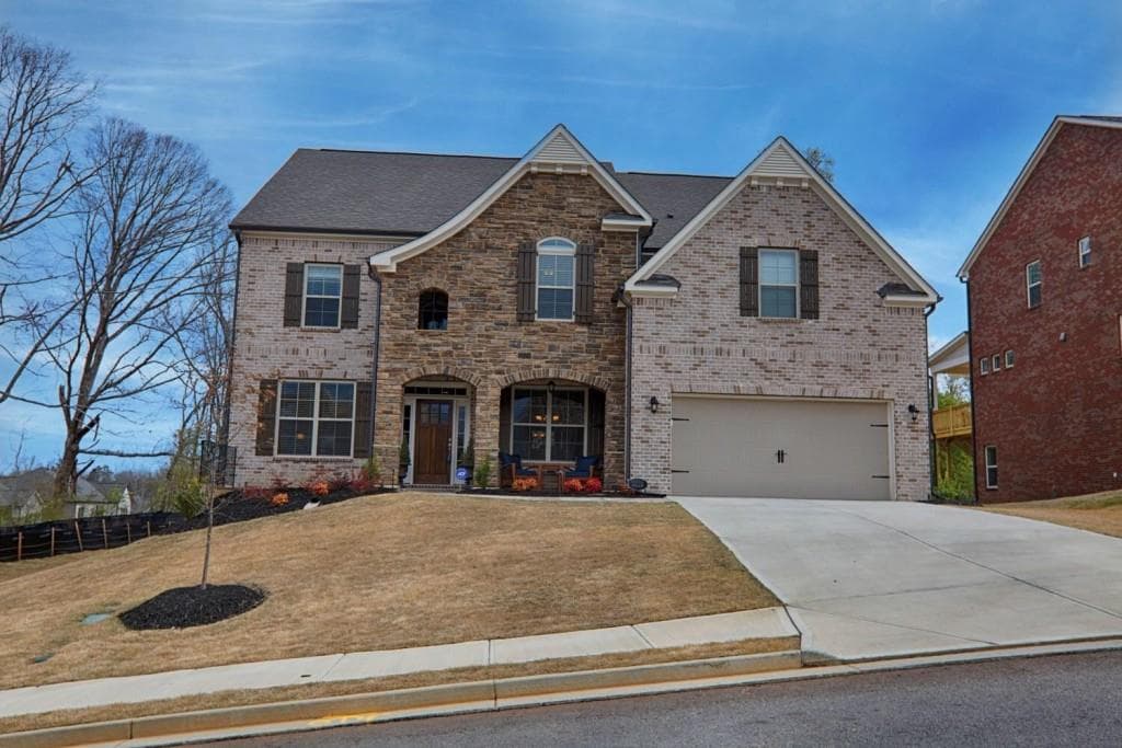 5 bedroom, 4,148 sq ft single family residence sold at 3820 Mabry Ridge Drive, Buford, GA 30518