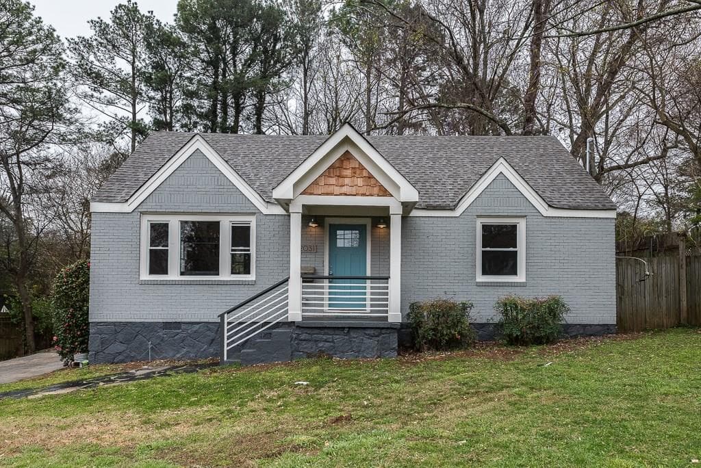 3 bedroom, 1,867 sq ft single family residence sold at 2031 Cogar Drive, Decatur, GA 30032