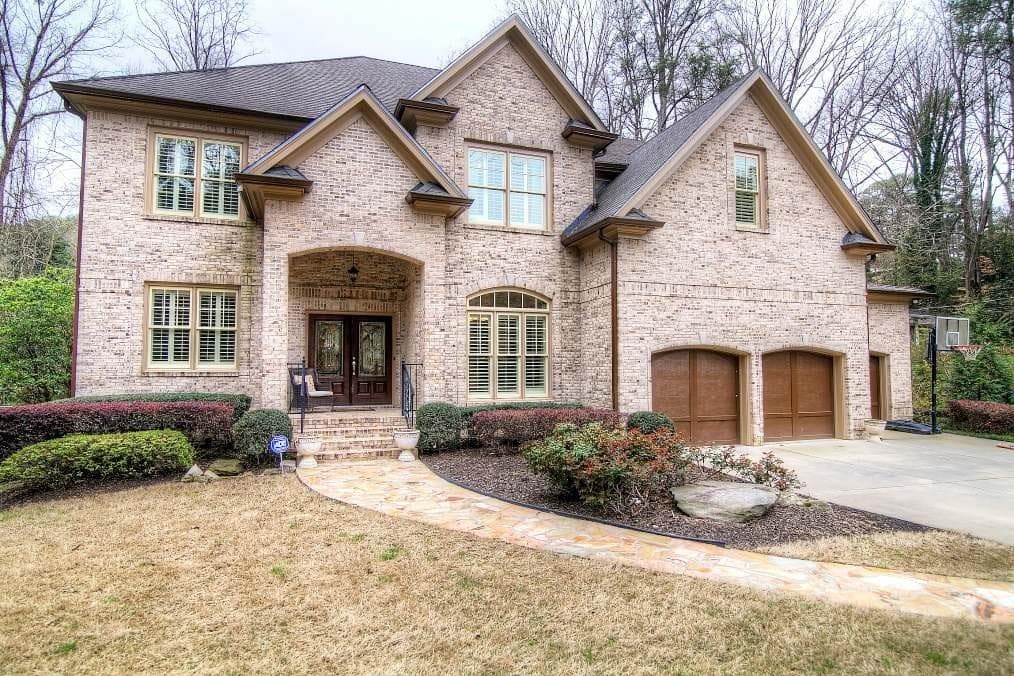 6 bedroom, 4,440 sq ft single family residence sold at 2513 Melinda Drive, Atlanta, GA 30345