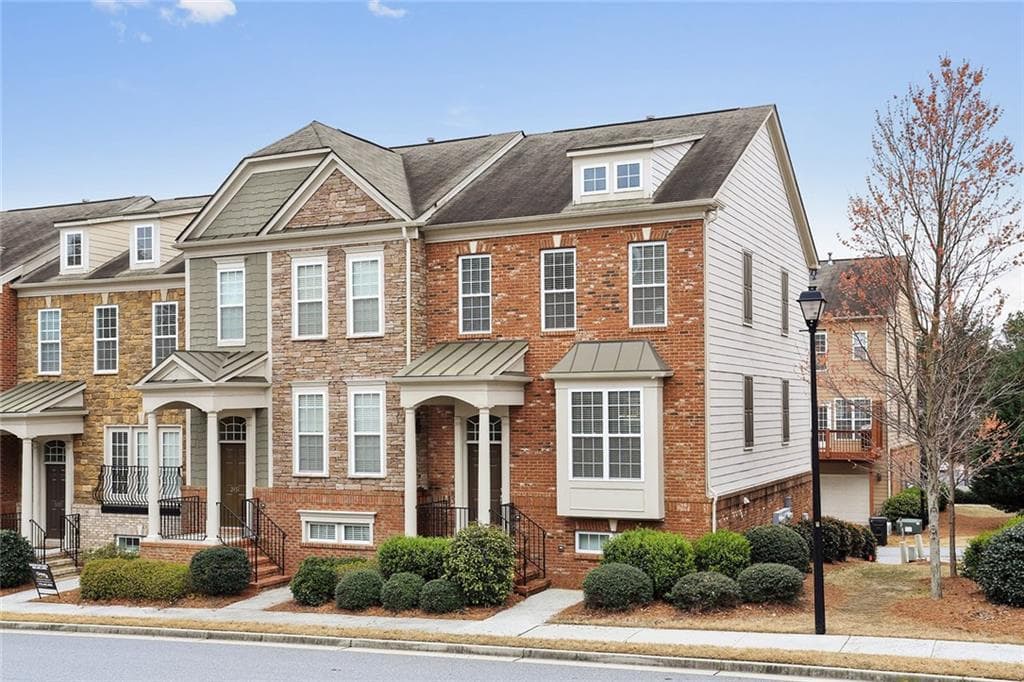 2447 Natoma Court 9, Smyrna, GA 30080 — most recent listing photo