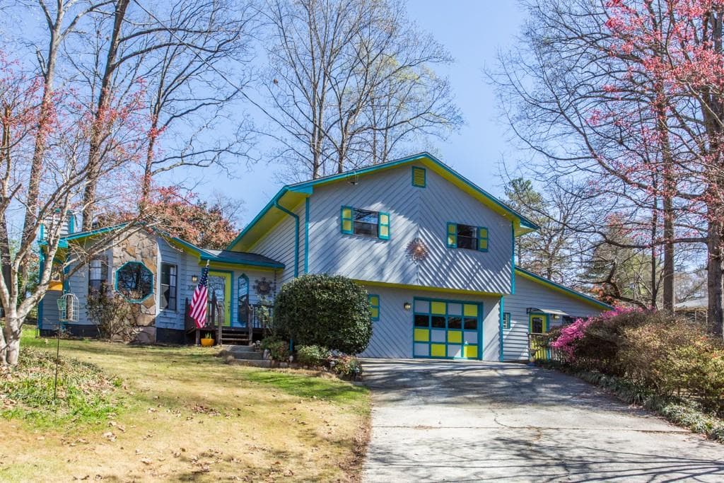 3202 Oakbrook Lane, Clarkston, GA 30021 — most recent listing photo