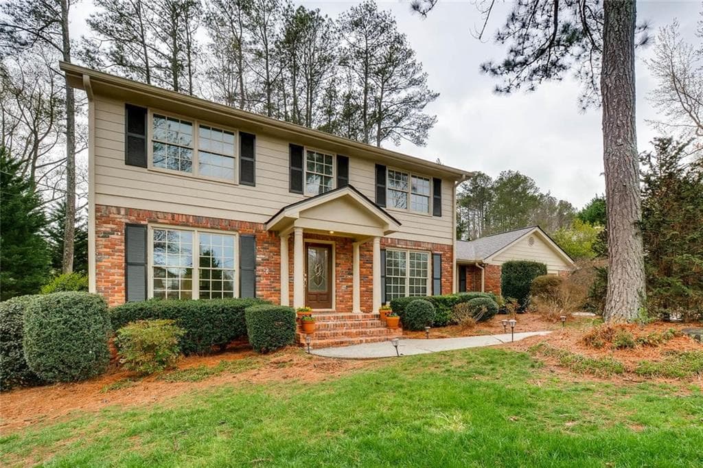 1400 Holly Bank Circle, Dunwoody, GA 30338 — most recent listing photo