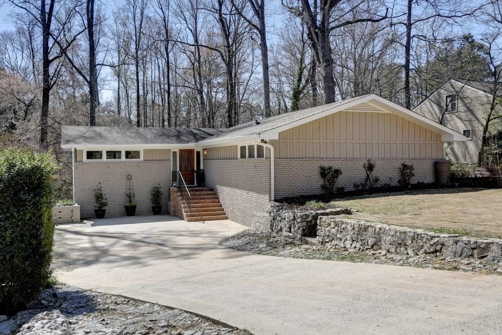 240 Colewood Way, Sandy Springs, GA 30328 — most recent listing photo