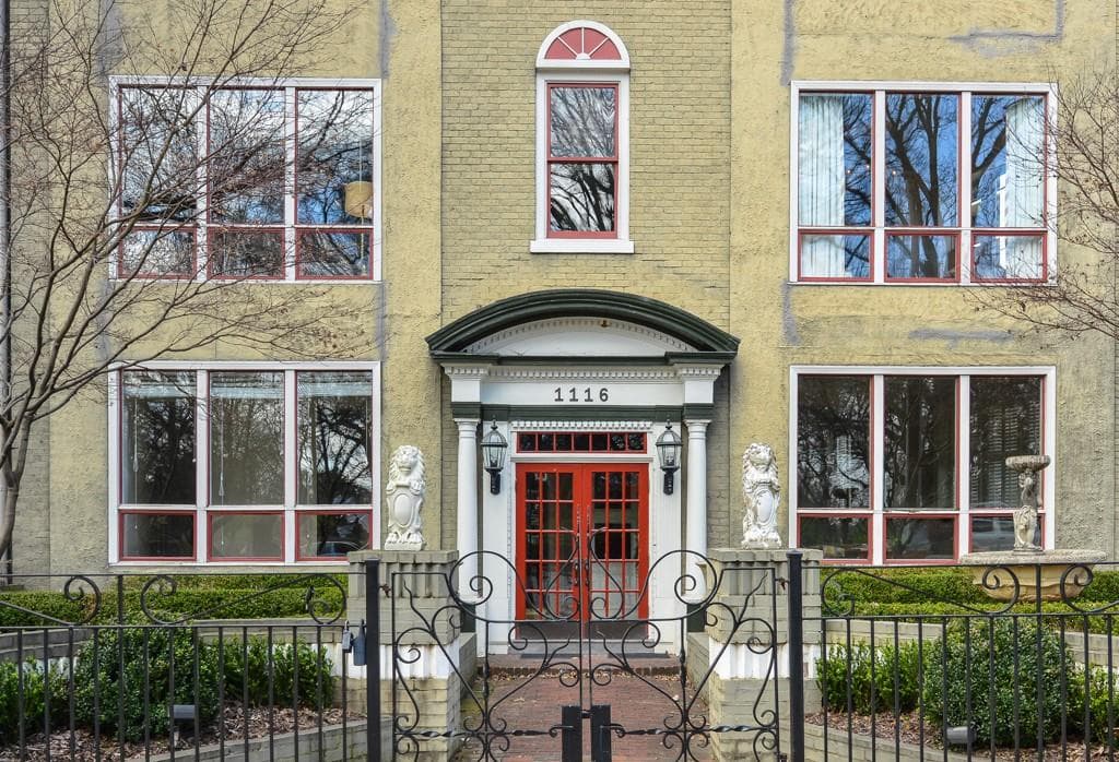3 bedroom, 1,583 sq ft condominium sold at 1116 Piedmont Avenue 8, Atlanta, GA 30309