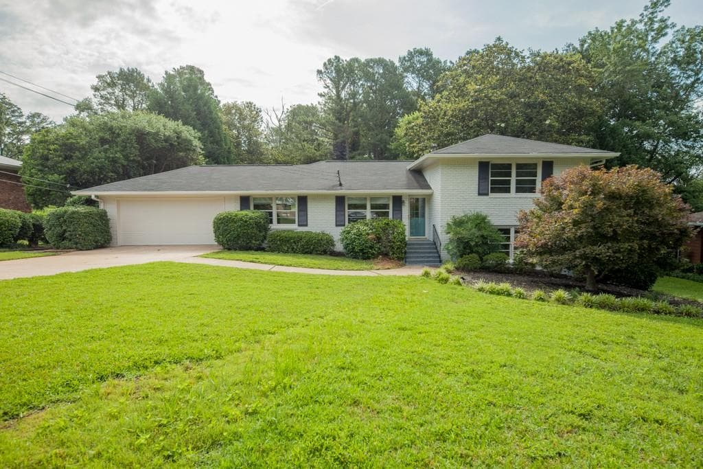 4 bedroom, 2,026 sq ft single family residence sold at 1965 Chesterfield Drive, Atlanta, GA 30345