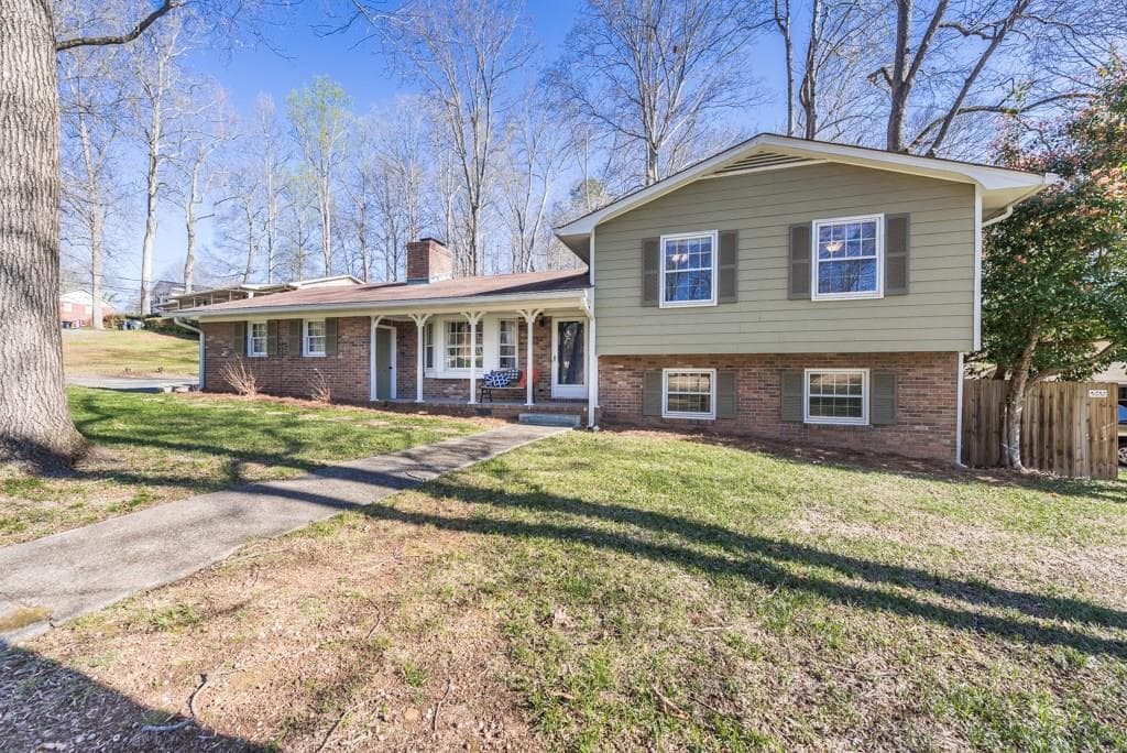 2796 Cottonwood Drive, Marietta, GA 30066 — most recent listing photo
